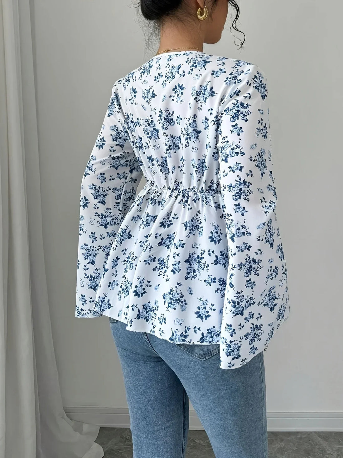 Women’s V-Neck Fashion Top