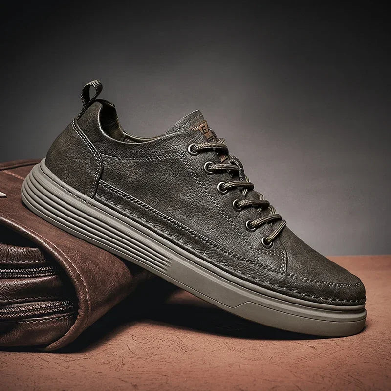 Classic Men's Sneakers